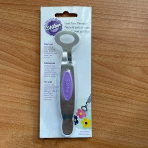 NEW! Wilton Gum Paste Tweezers, Wide Head